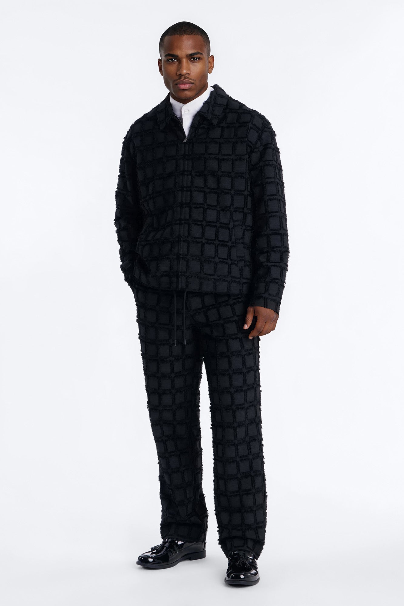 Straight Quadrate Textured Trouser - Black