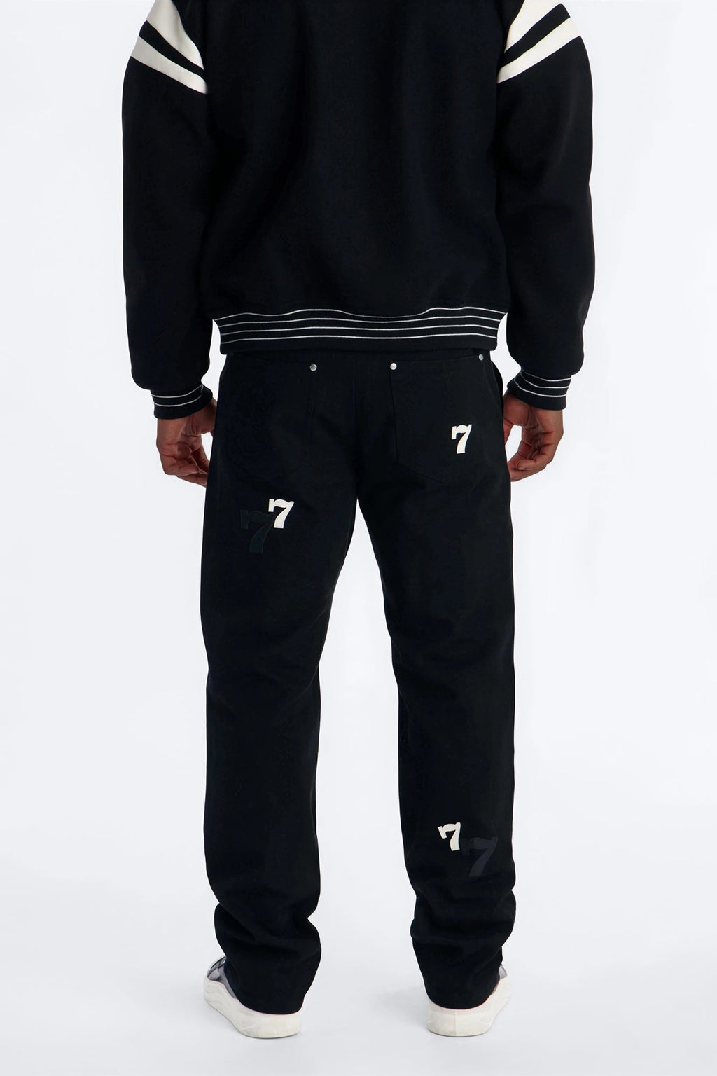 Straight Angel Numbers Pant - Black