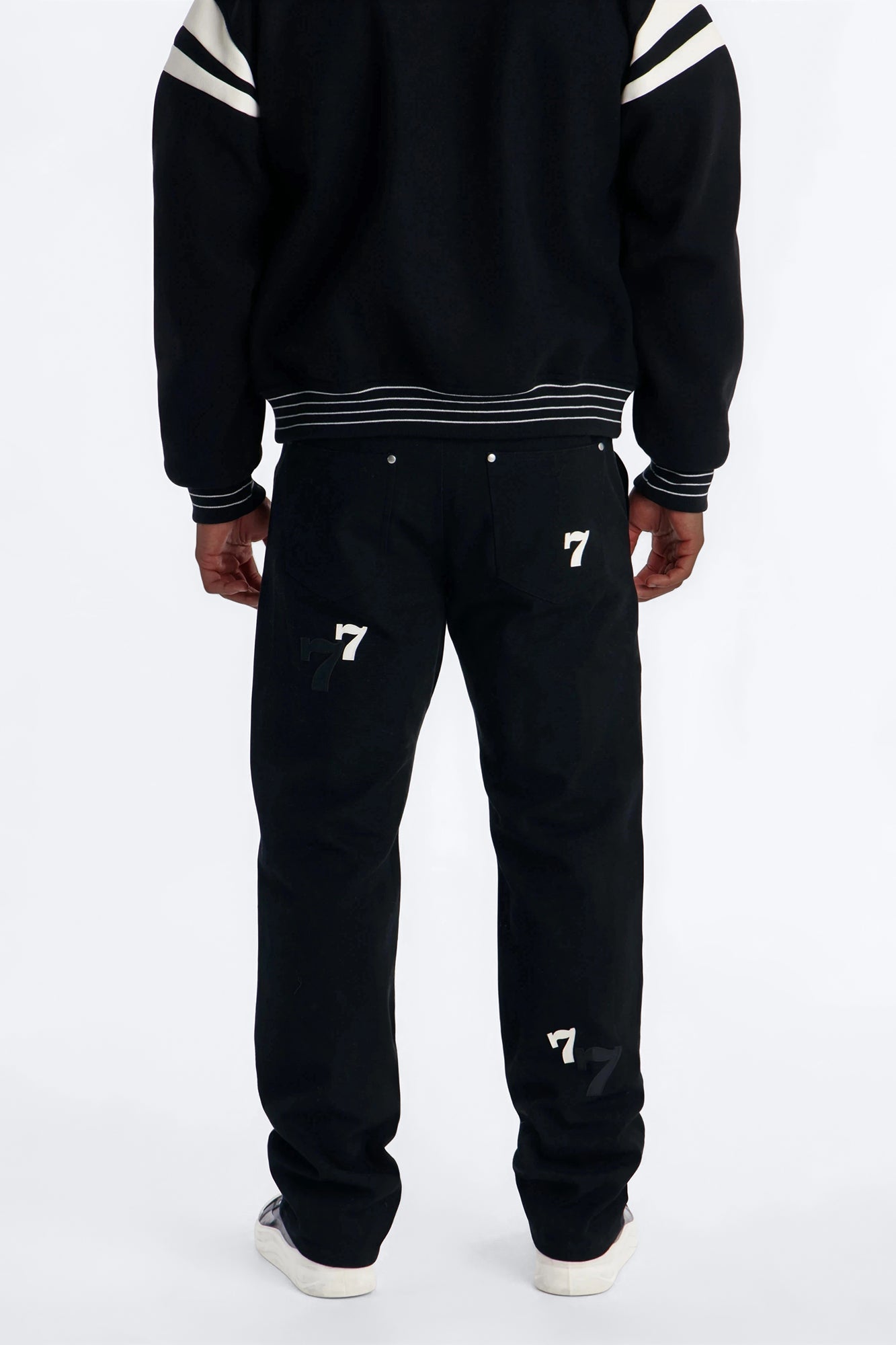Straight Angel Numbers Pant - Black