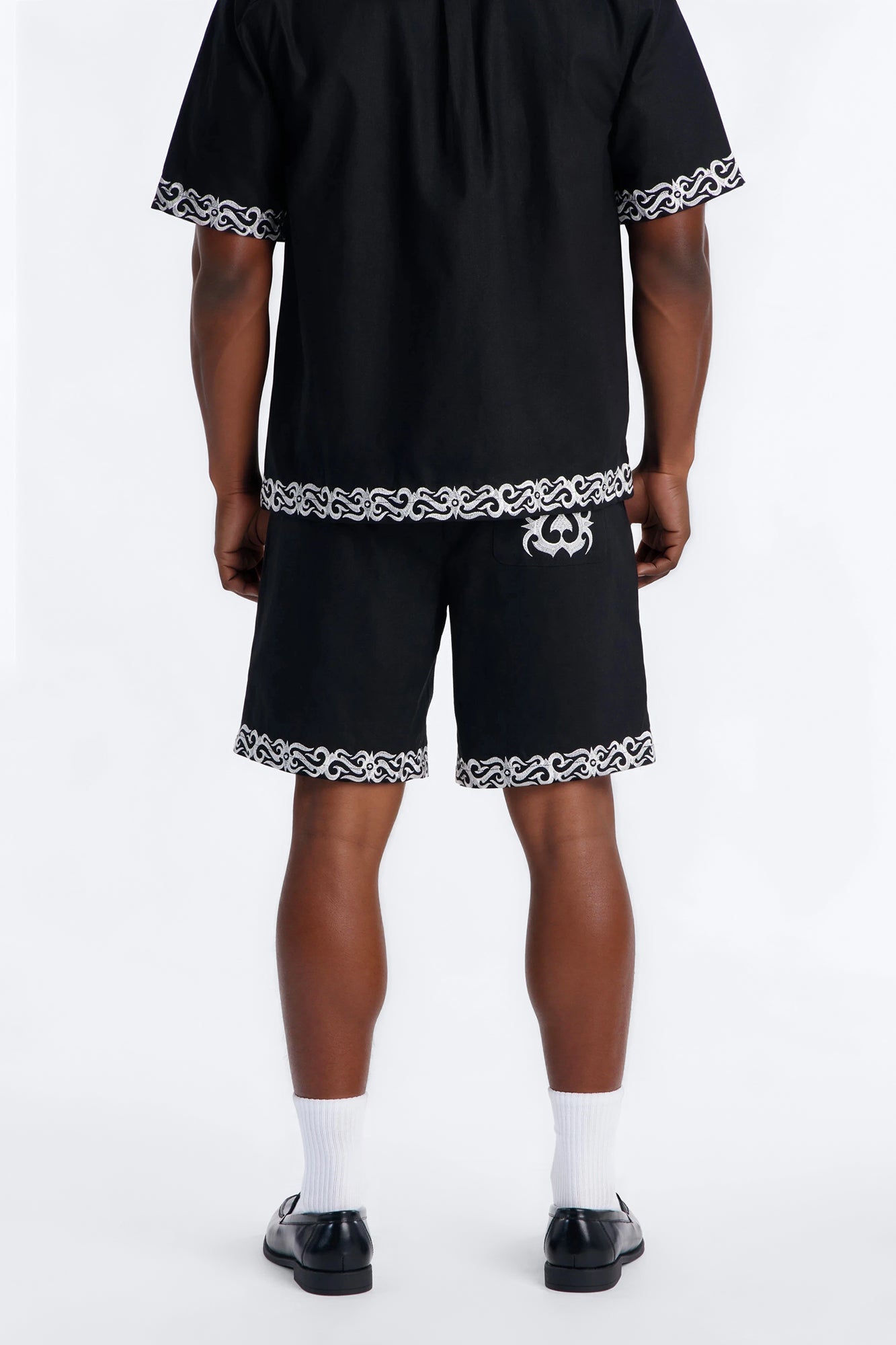 Relaxed Coastal Isla Short - Black