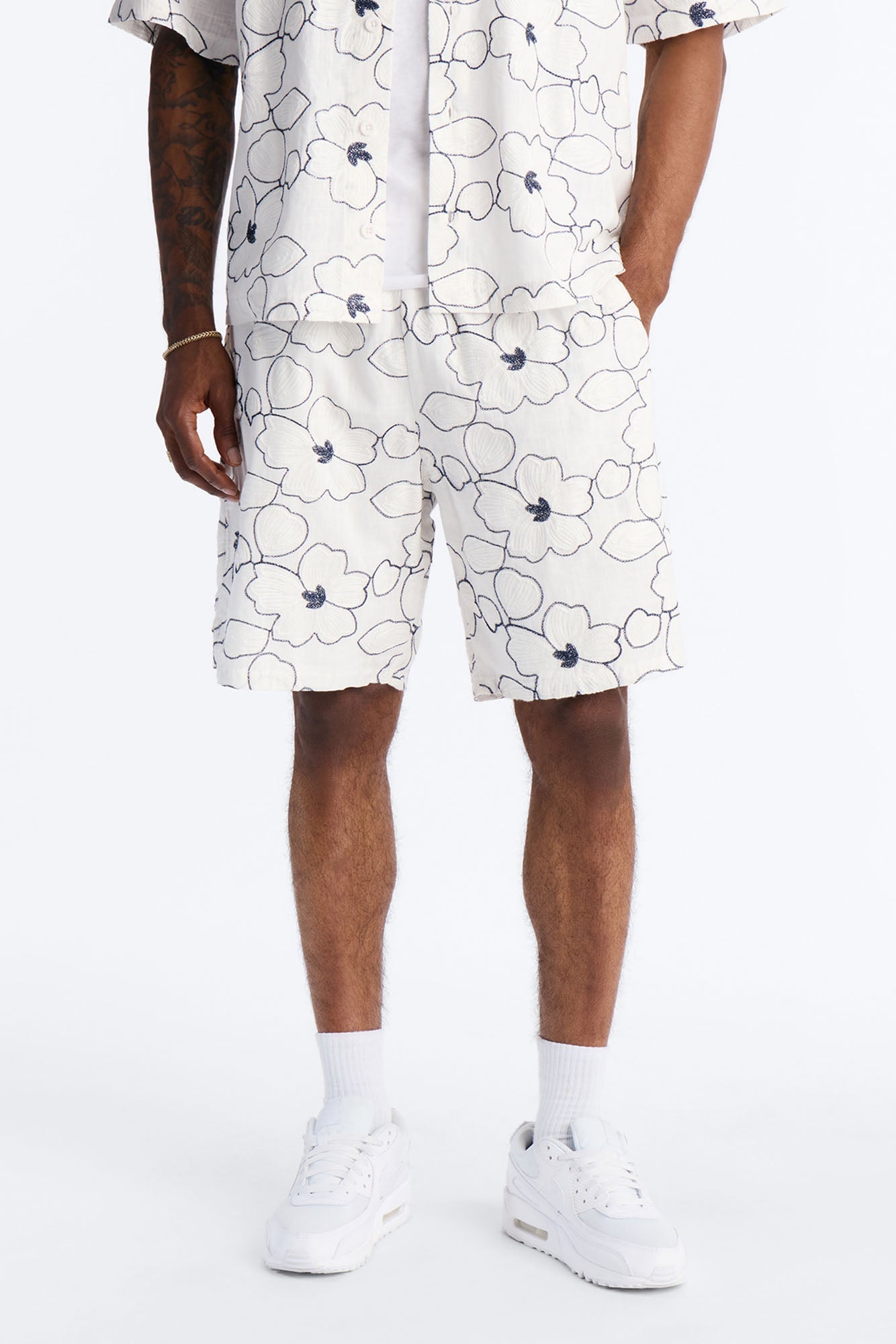Relaxed Sand Blossom Short - White/combo