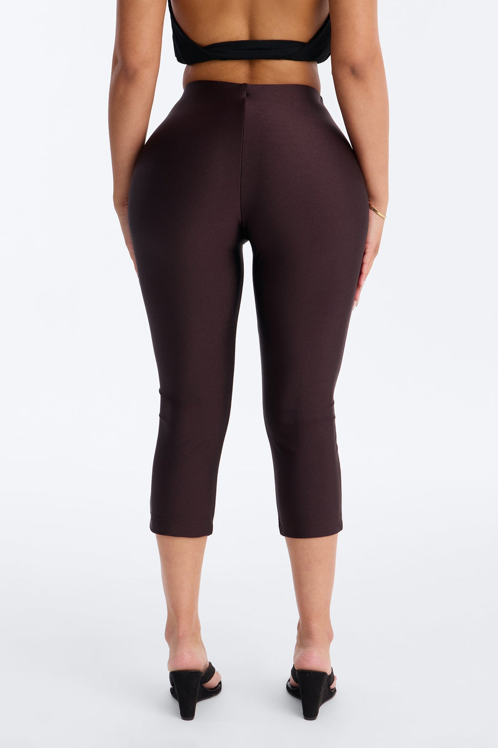 Tricot Low Rise Clean Waistband Capri Legging - Chocolate