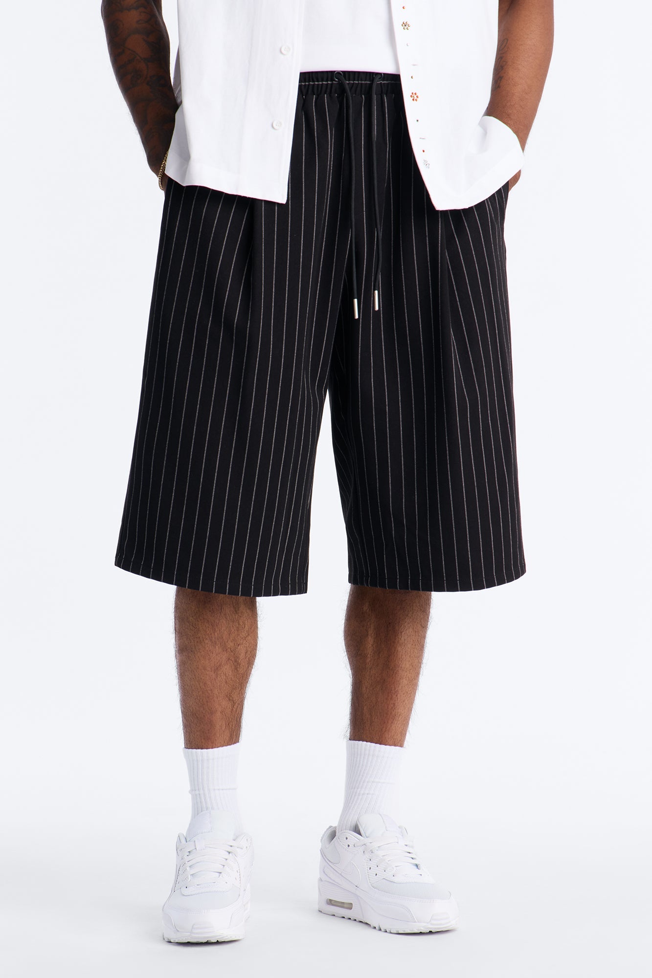Baggy Straight Striped Soho Refined Short - Black