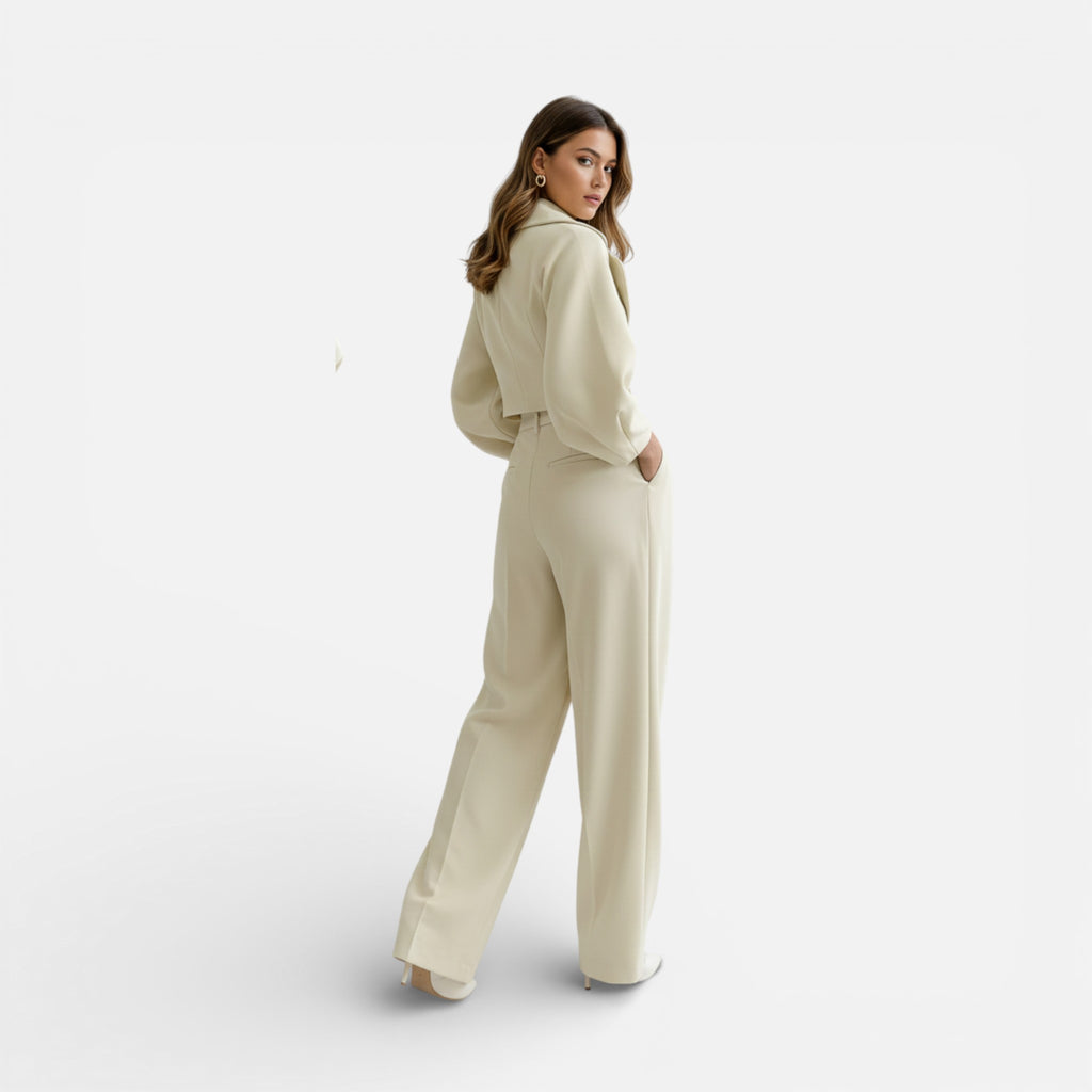 CIVI | Women’s Turn-Collar Set – Refined Winter Style