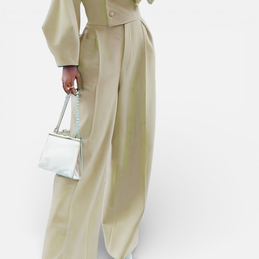 CIVI | Women’s Turn-Collar Set – Refined Winter Style