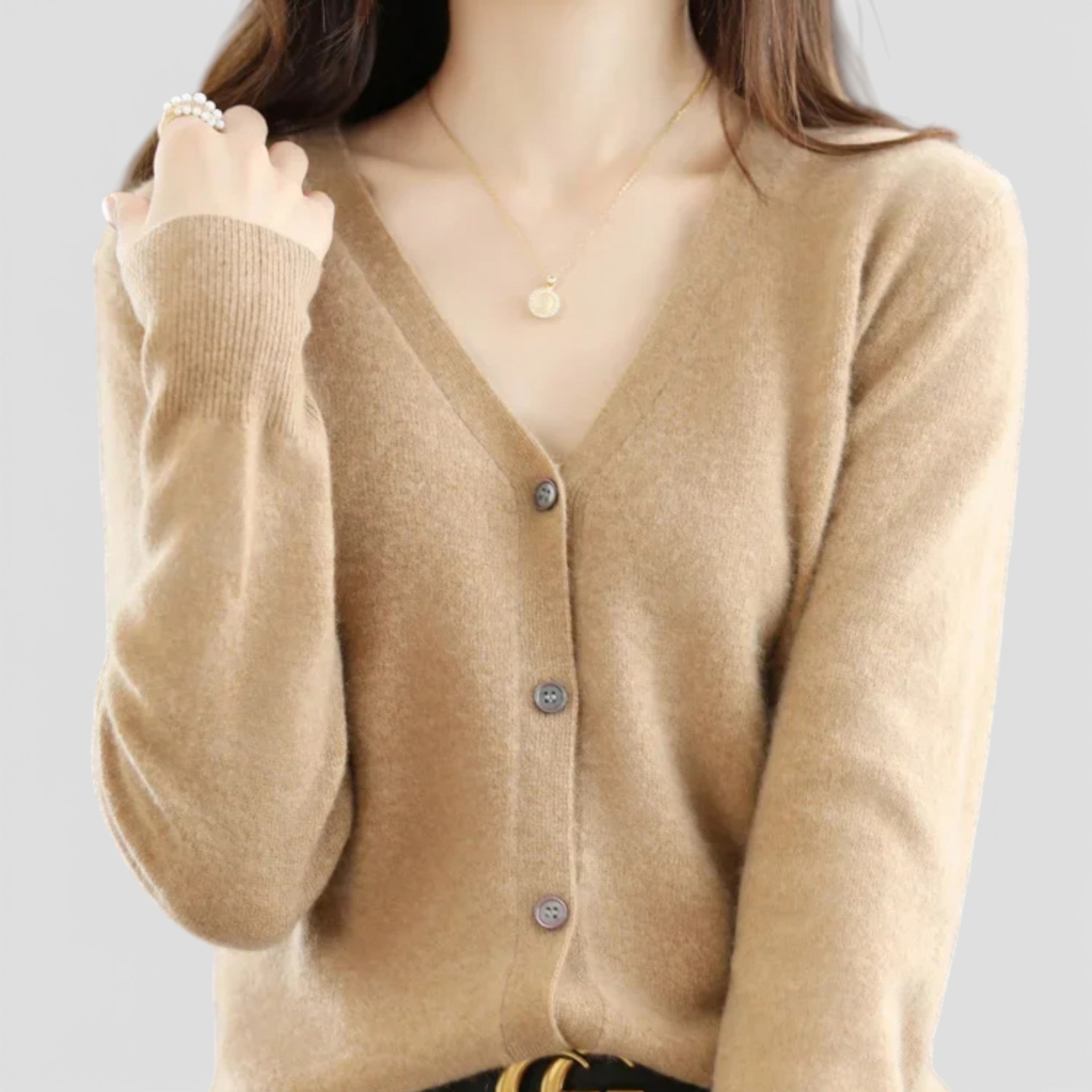 CIVI | Women’s Short Cardigan – Refined Classic Knitwear