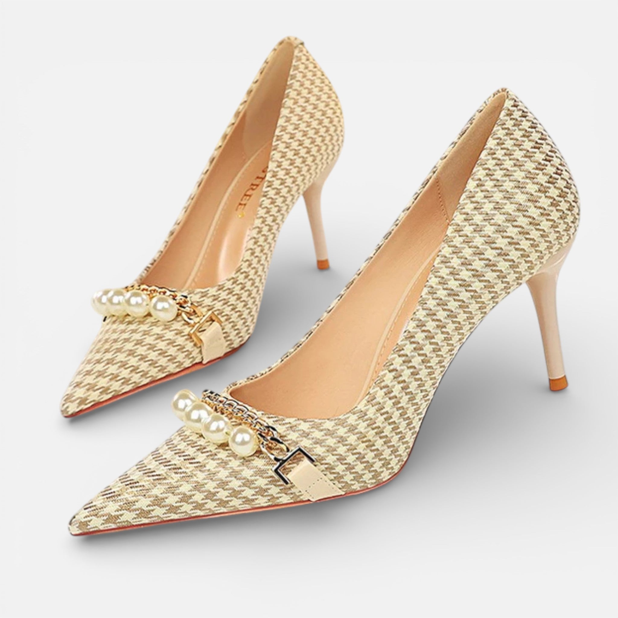 CIVI | Women’s Checked Grain Heels – Refined Banquet Style